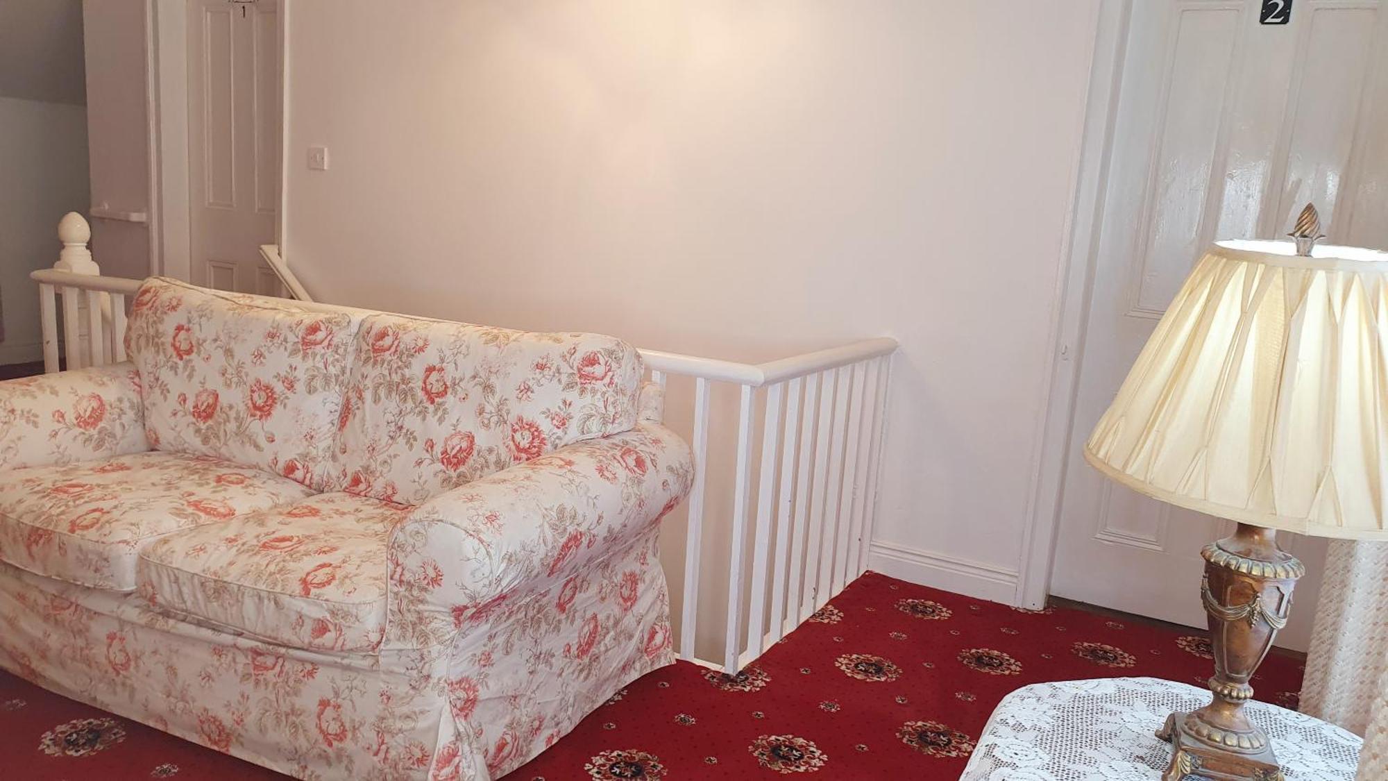 إيننيسكيلن The Old Post Office Lodge المظهر الخارجي الصورة